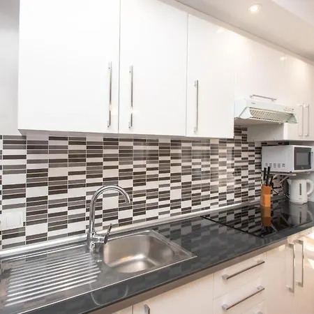 Cozy Renovated Apartement In Center Of Marbella. Apartment Marbella