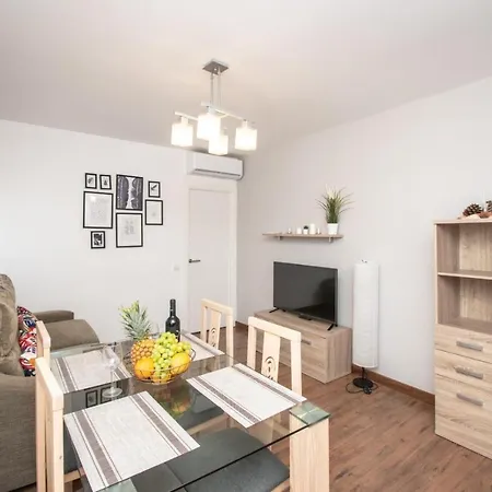 Cozy Renovated Apartement In Center Of Marbella. *