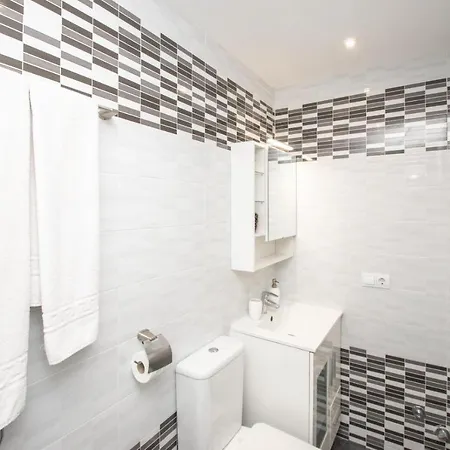 Apartment Cozy Renovated Apartement In Center Of Marbella.